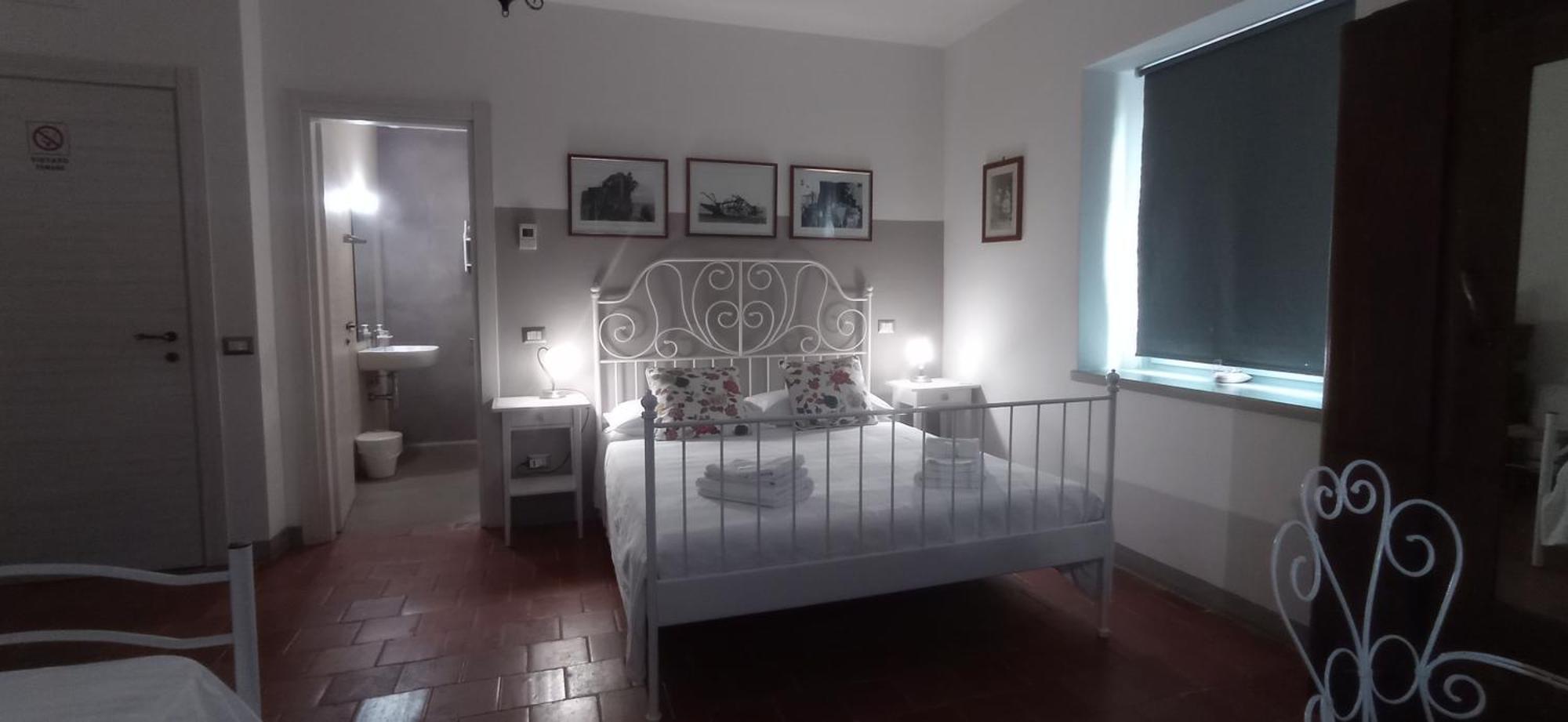 Il Casale Di Giulia Di Aprilia Bed & Breakfast Room photo