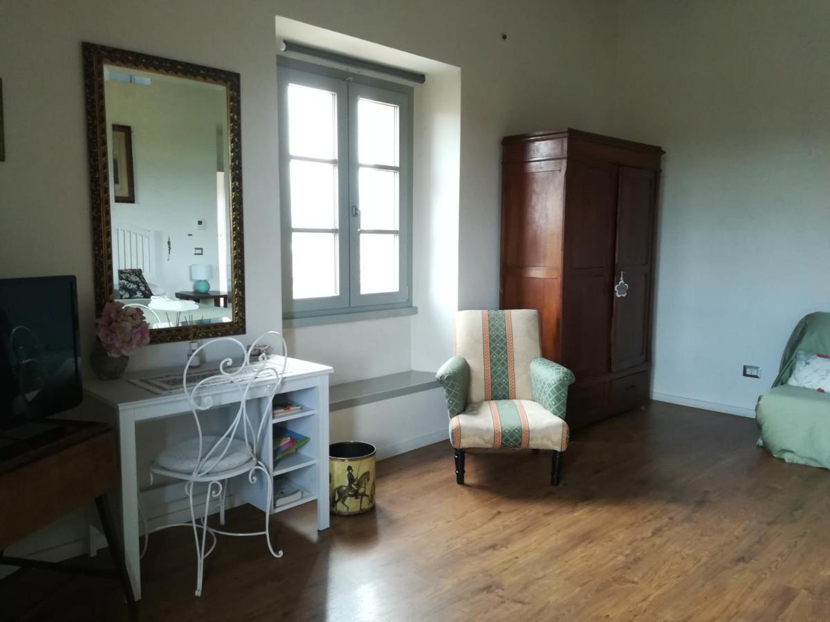 Il Casale Di Giulia Di Aprilia Bed & Breakfast Exterior photo